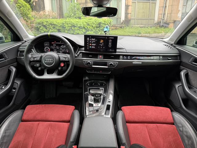 Audi A4 2020 thumb 11