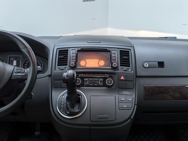 Volkswagen Magotan 2012 thumb 3