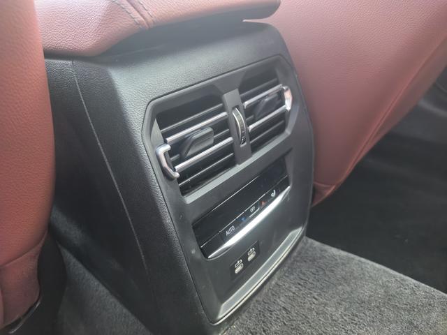 BMW 3 серии 2023 thumb 8