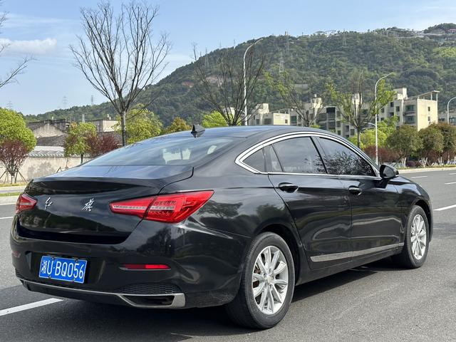 Hongqi H5 2019 thumb 4