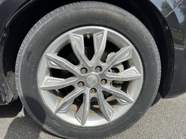 Hongqi H5 2019 thumb 5