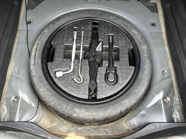 Hongqi H5 2019 thumb 8