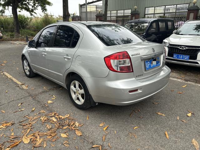 Suzuki SX4 2008 thumb 3