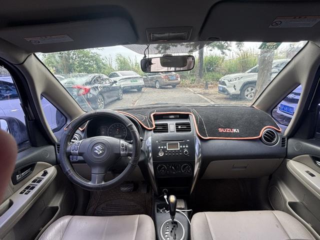 Suzuki SX4 2008 thumb 6
