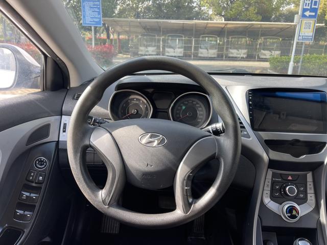 Hyundai Elantra 2016 thumb 10