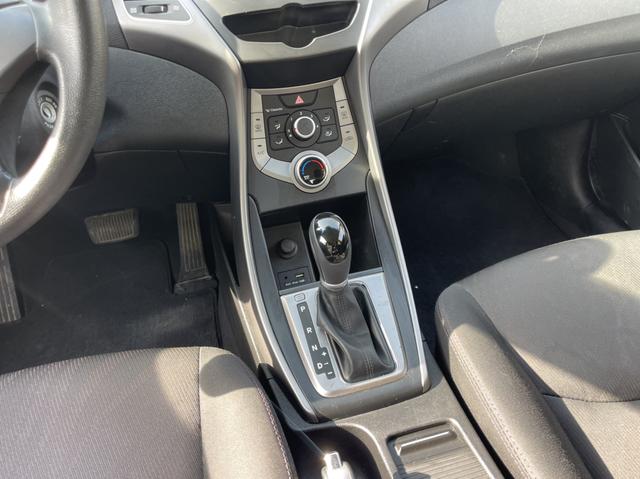 Hyundai Elantra 2016 thumb 11
