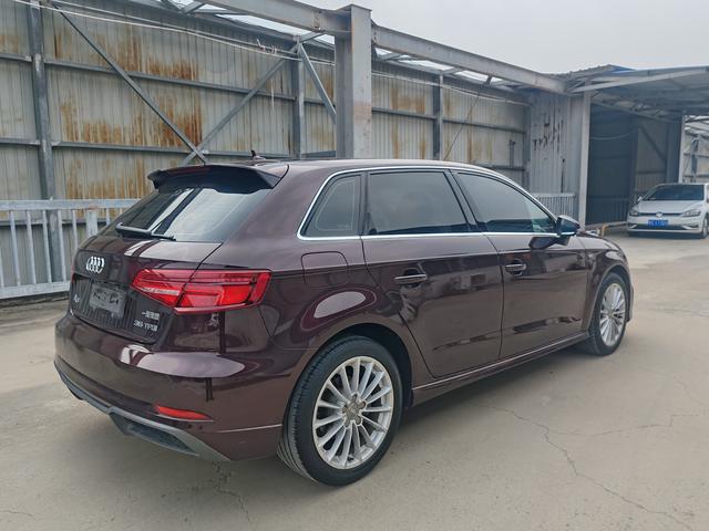 Audi A3 2018 thumb 4
