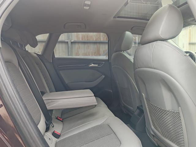 Audi A3 2018 thumb 8
