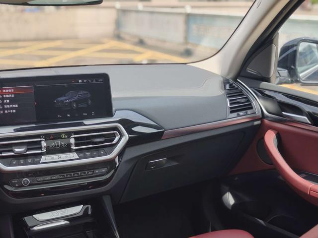 BMW X3 2022 thumb 4
