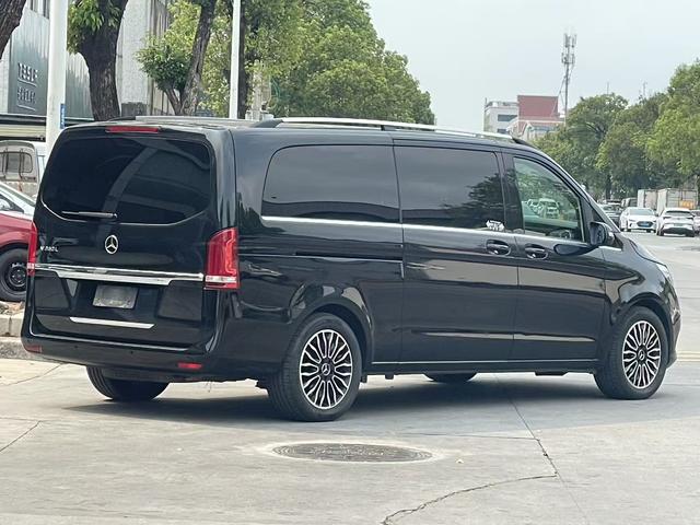 Mercedes-Benz V-Класс 2017 thumb 3