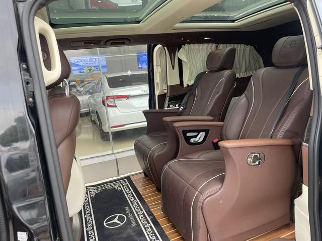 Mercedes-Benz V-Класс 2017 thumb 6