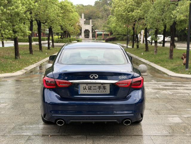 Infiniti Q50 2018 thumb 4