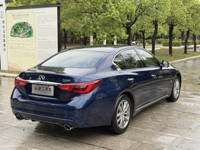 Infiniti Q50 2018 thumb 5