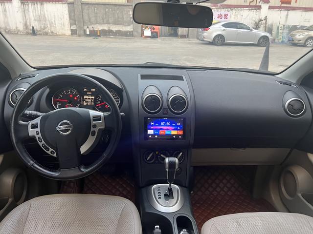 Nissan Qashqai+2 2013 thumb 5