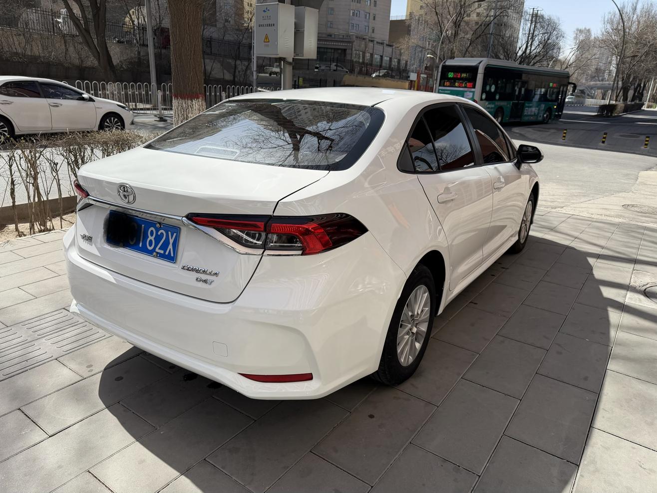 Toyota Corolla 2023 thumb 4
