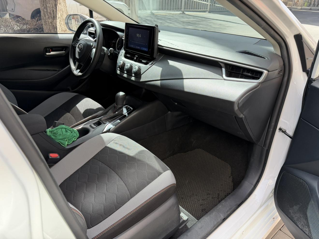 Toyota Corolla 2023 thumb 9