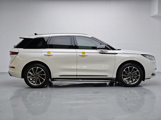 Lincoln PHEV 2021 thumb 6