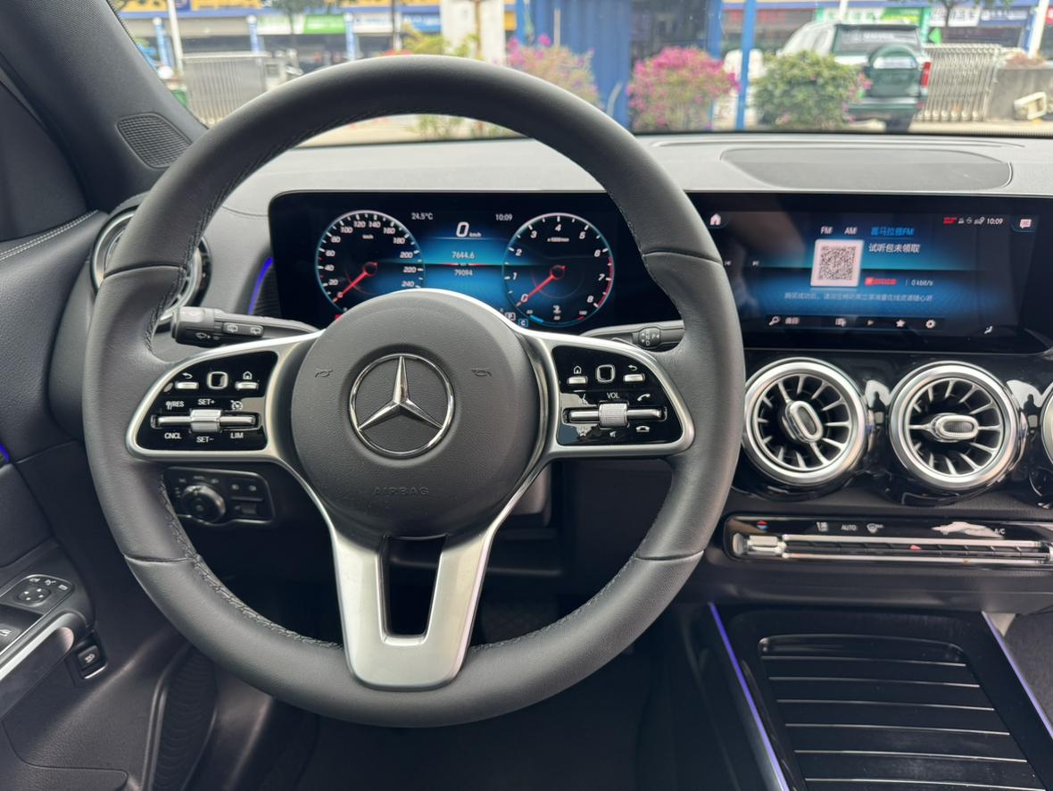 Mercedes-Benz GLB 2021 thumb 11