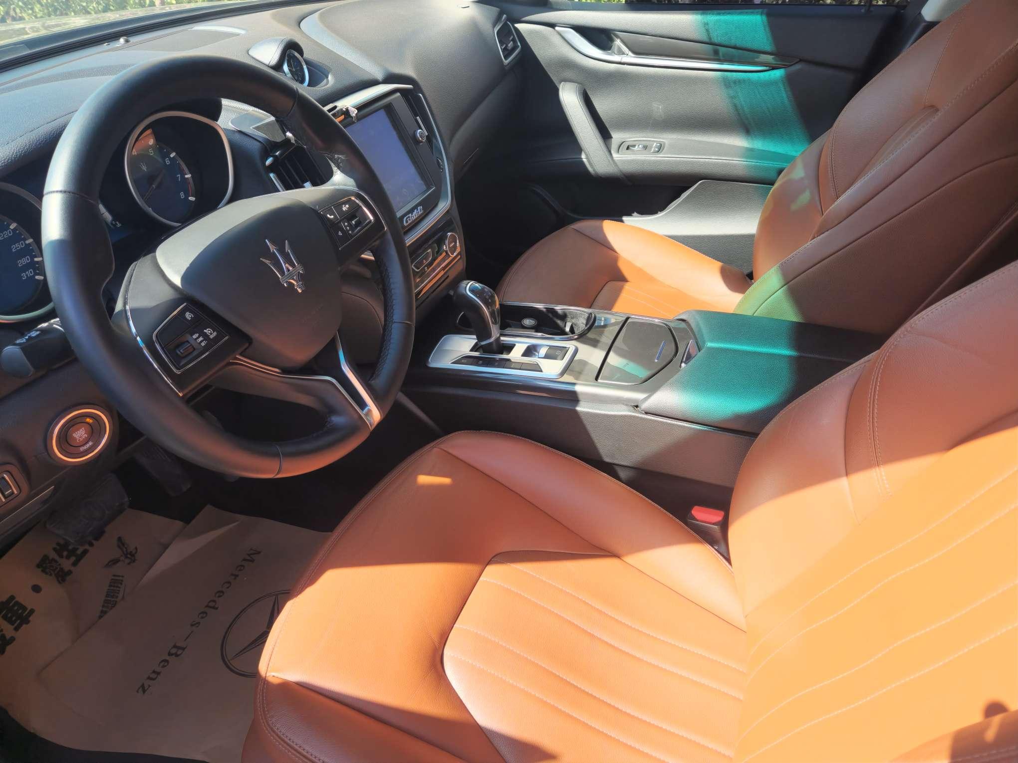 Maserati Ghibli 2014 thumb 10