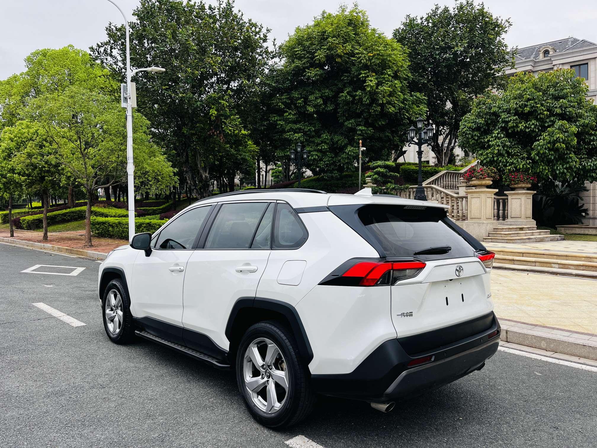 Toyota RAV4 2020 thumb 2