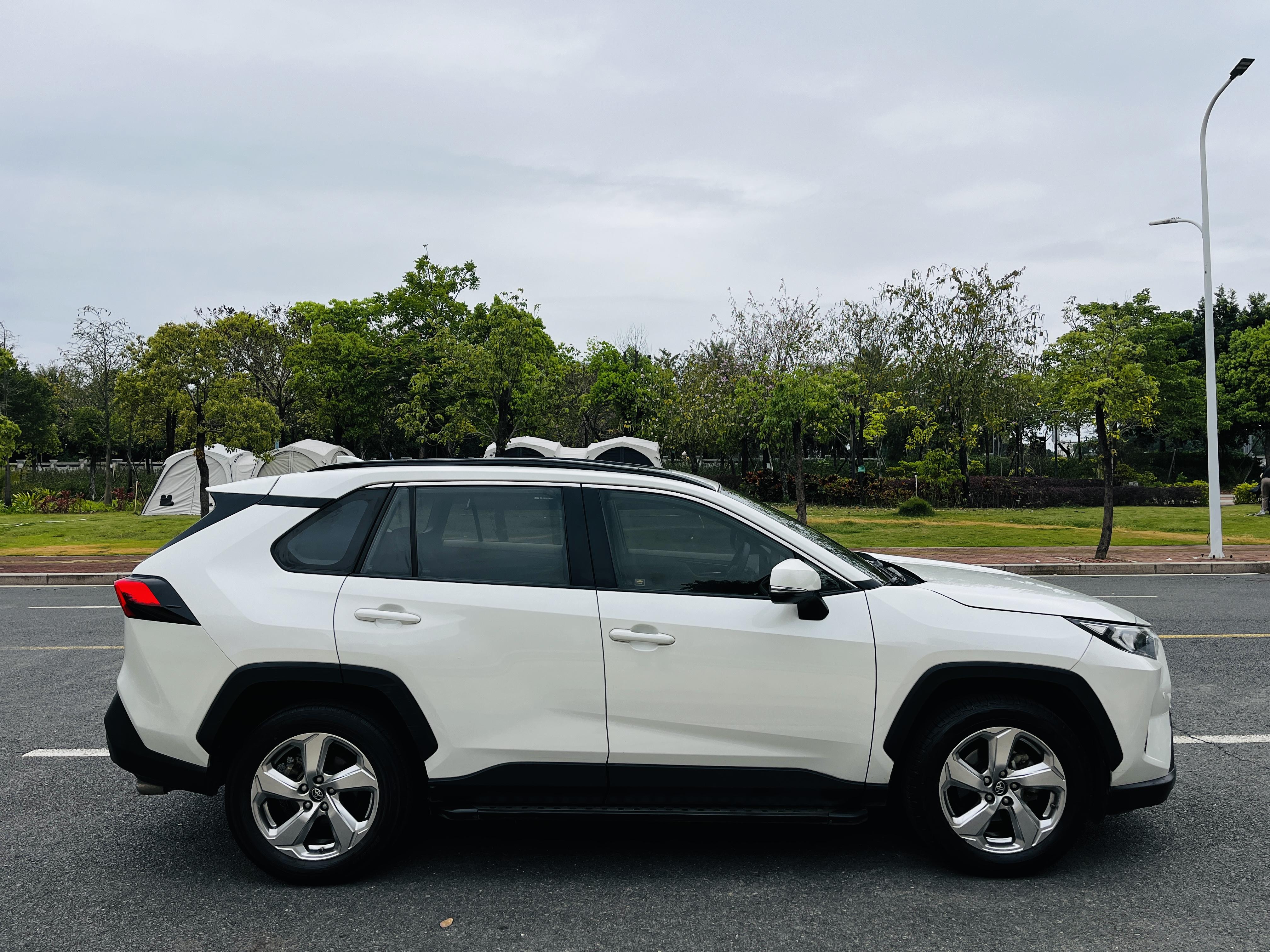 Toyota RAV4 2020 thumb 5
