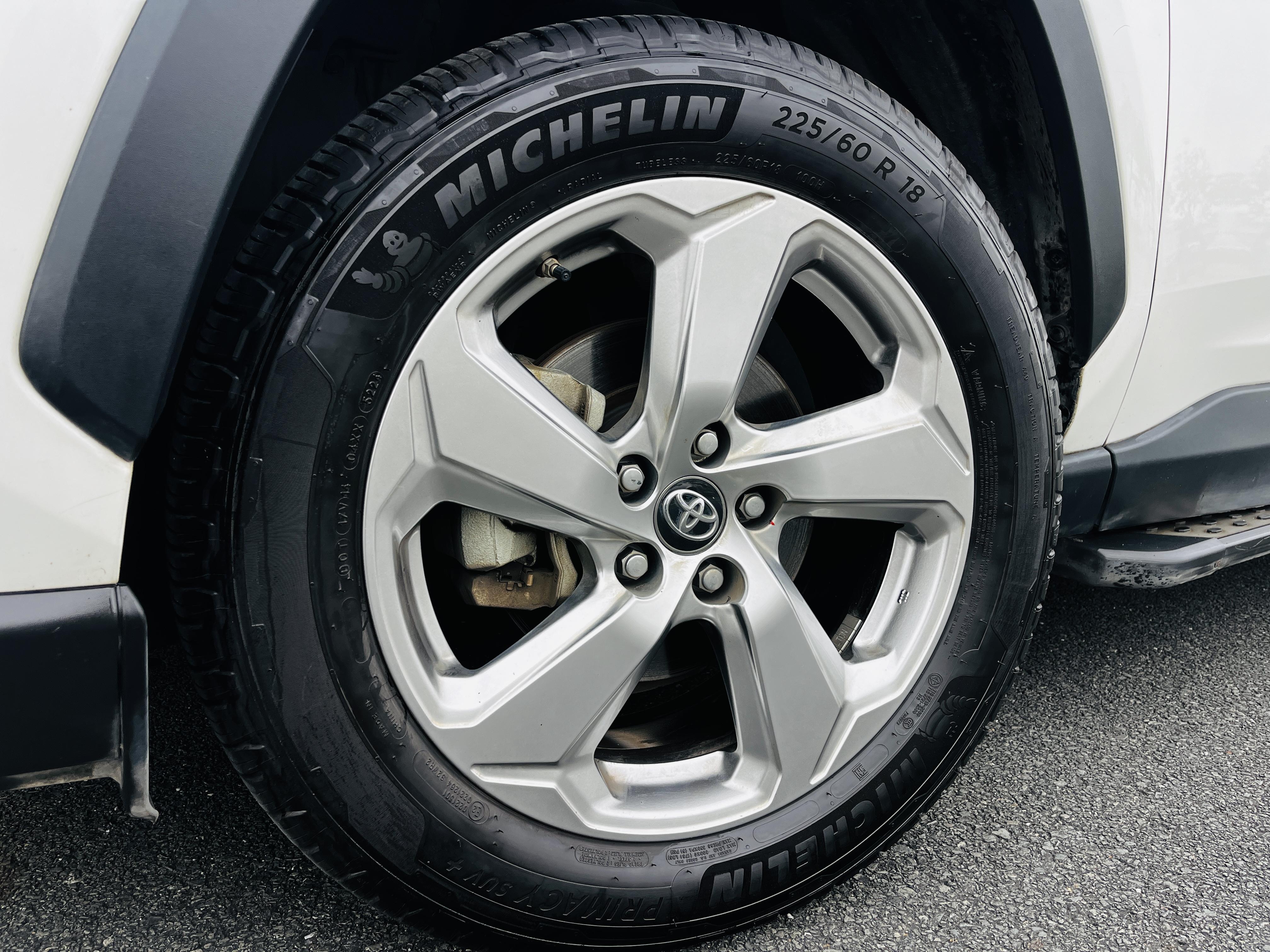 Toyota RAV4 2020 thumb 10
