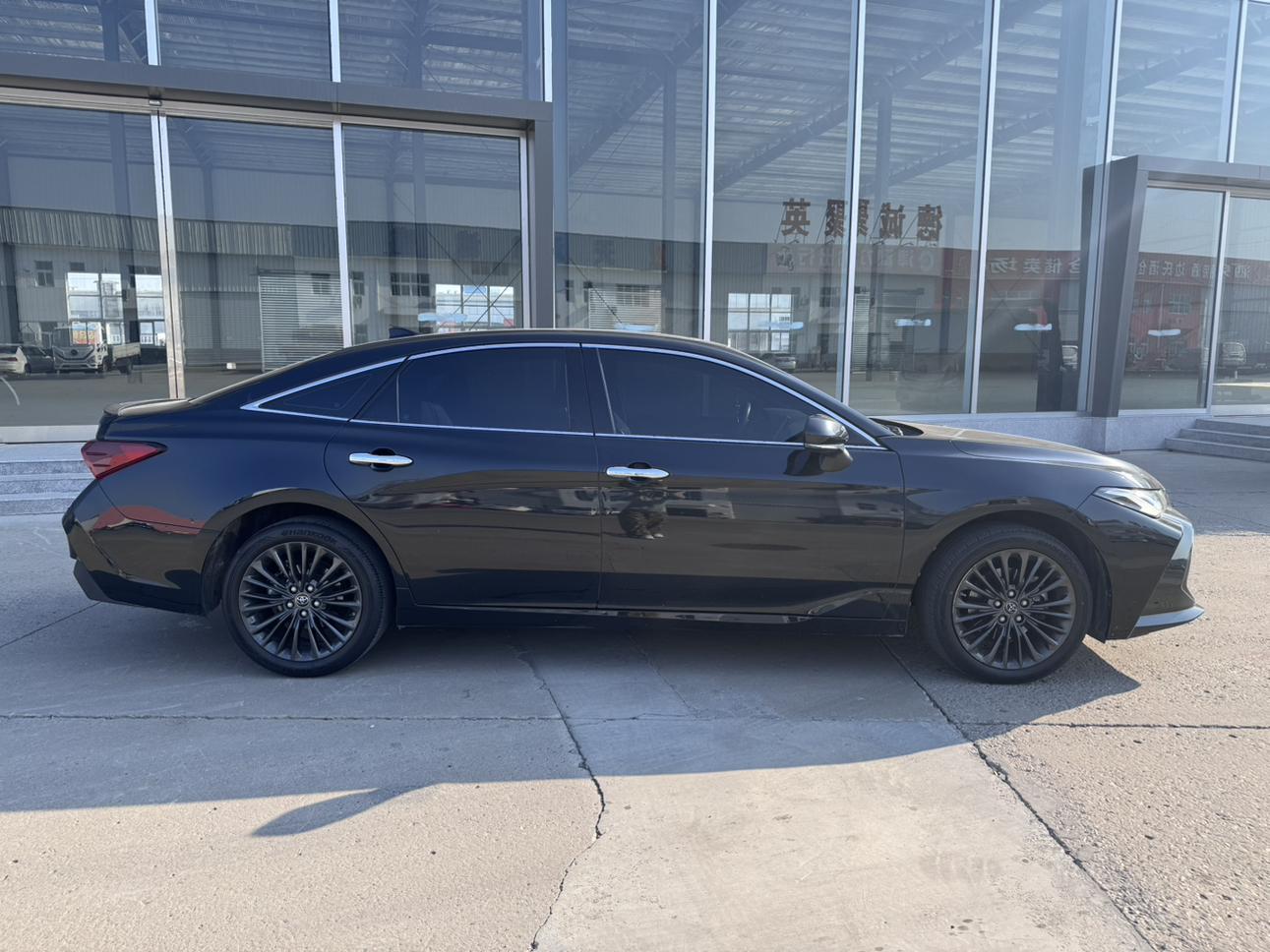 Toyota Avalon 2022 thumb 4