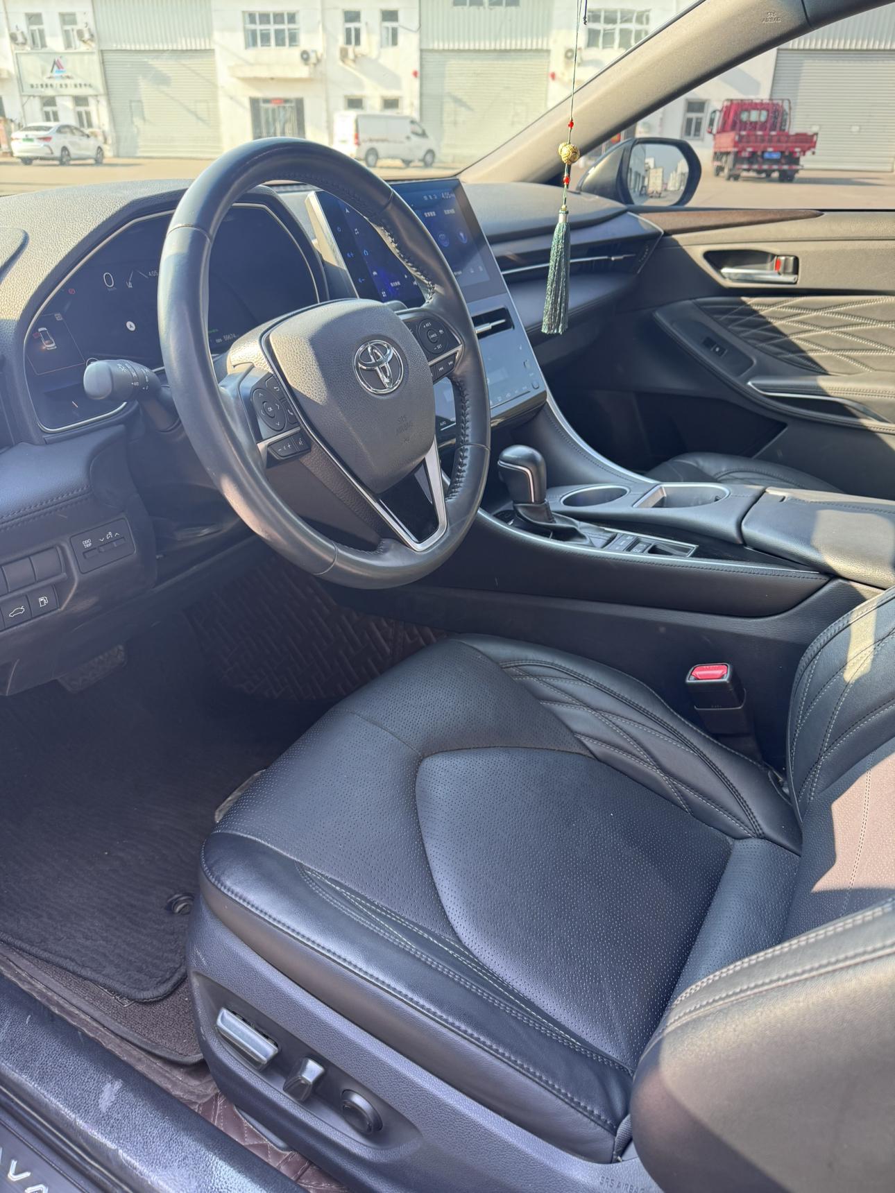 Toyota Avalon 2022 thumb 7
