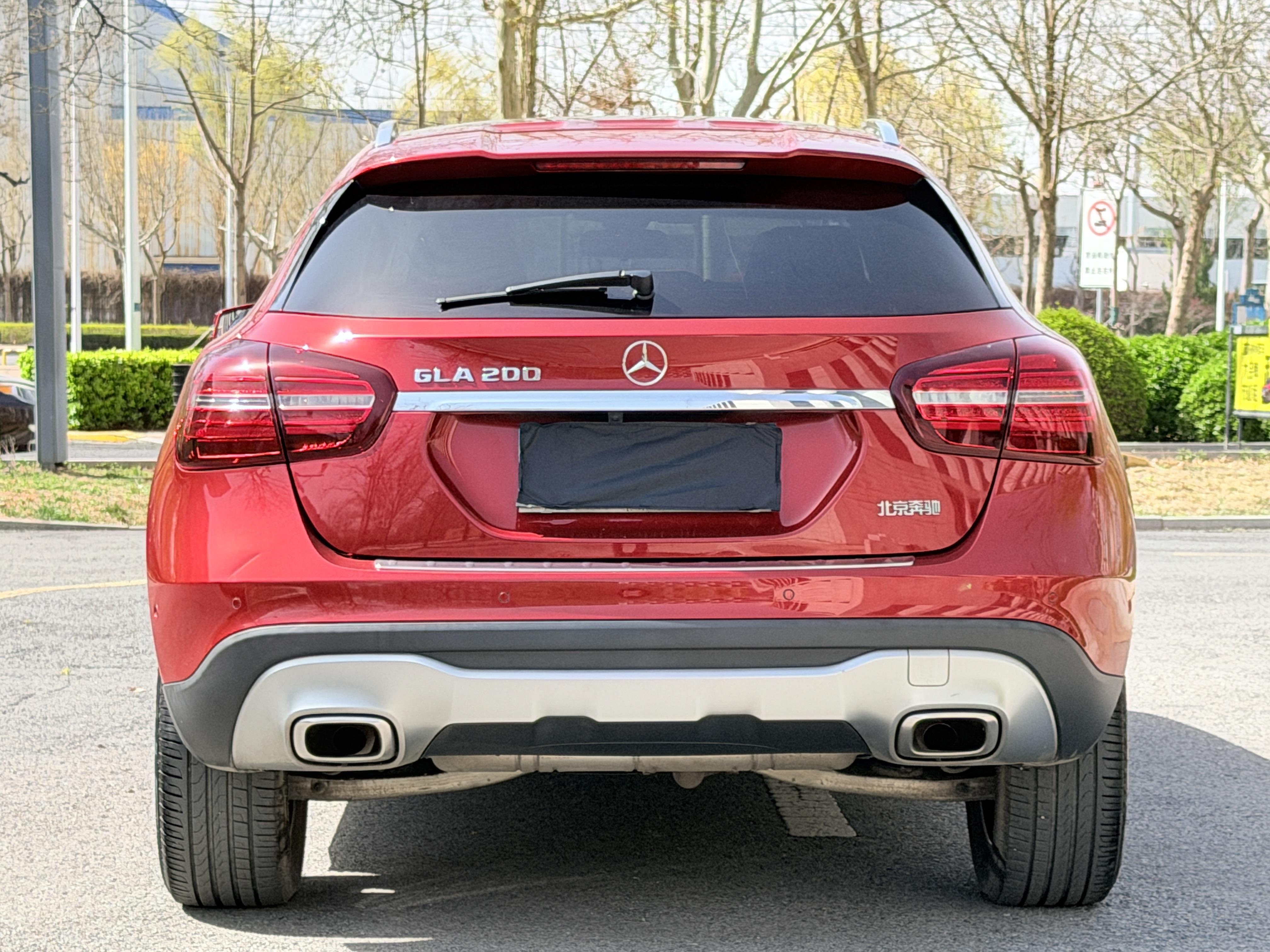 Mercedes-Benz GLA 2018 thumb 4