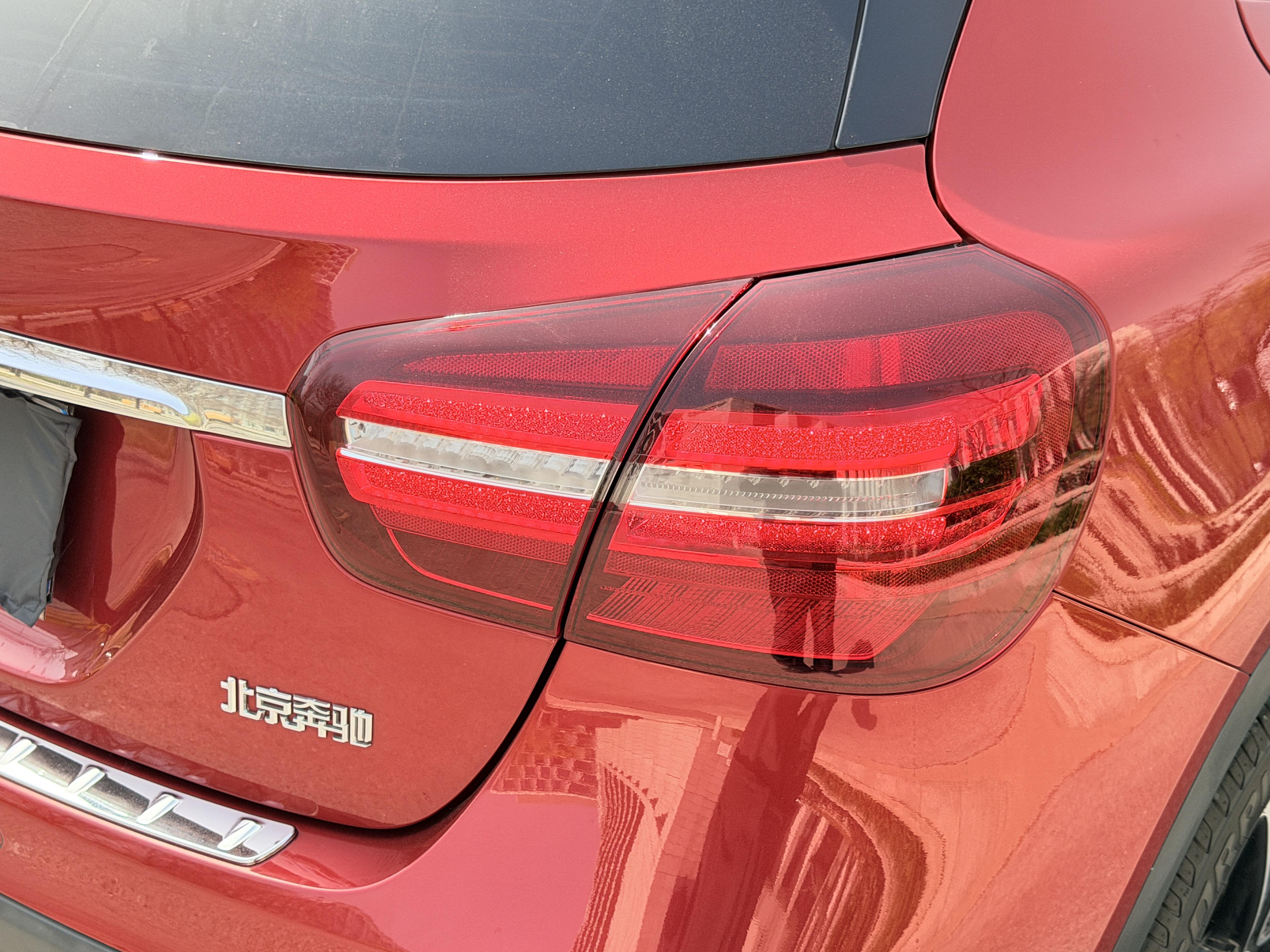 Mercedes-Benz GLA 2018 thumb 8