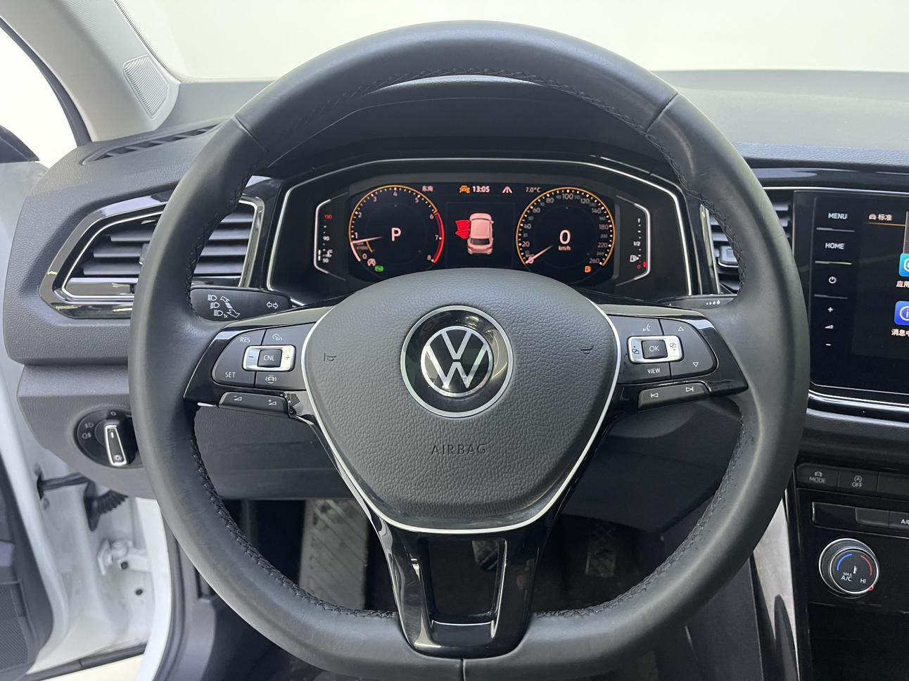 Volkswagen T-Roc 2022 thumb 11