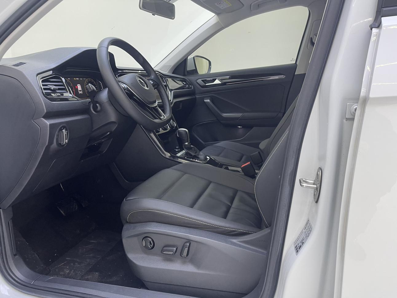 Volkswagen T-Roc 2022 thumb 12