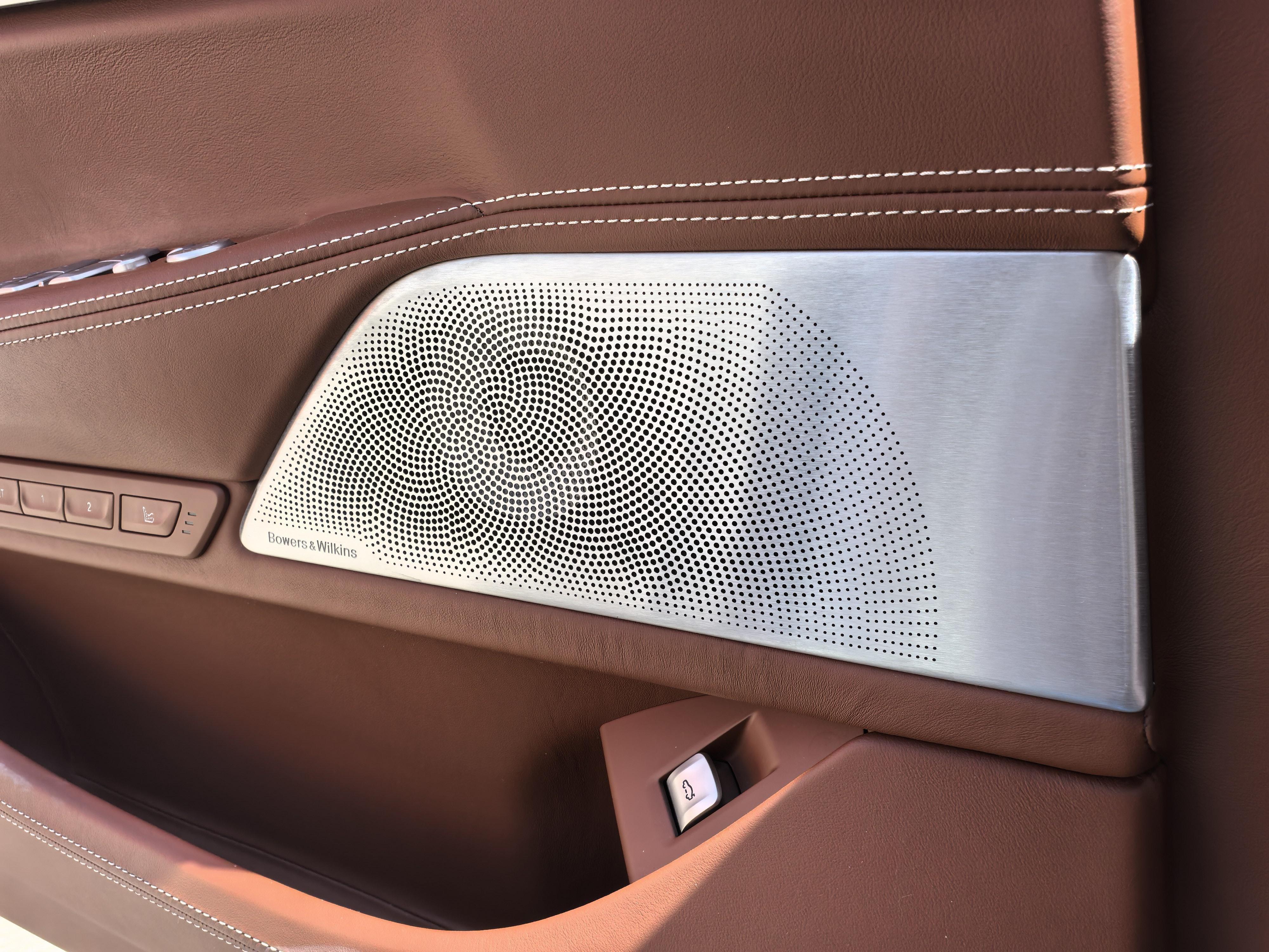 BMW 7 серии 2018 thumb 9