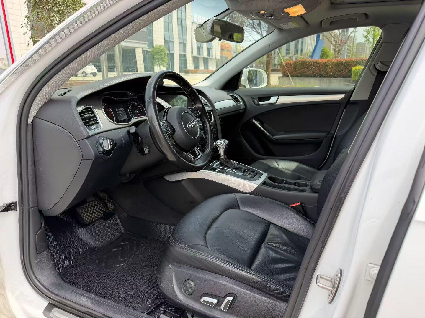 Audi A4 2015 thumb 6
