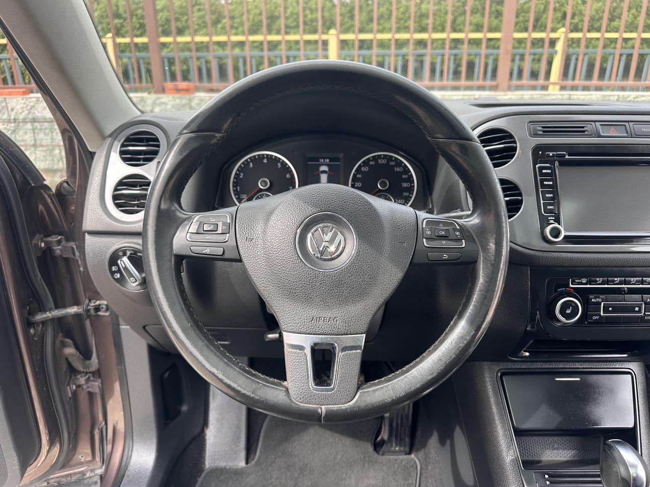 Volkswagen Tiguan 2012 thumb 8