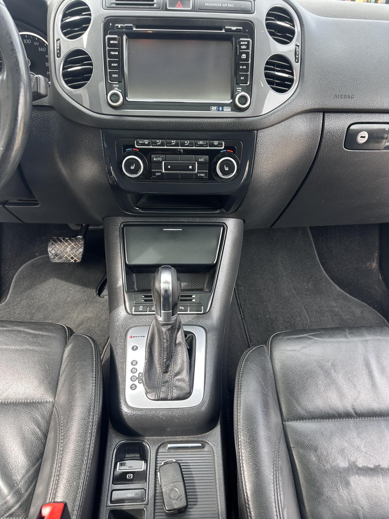 Volkswagen Tiguan 2012 thumb 9