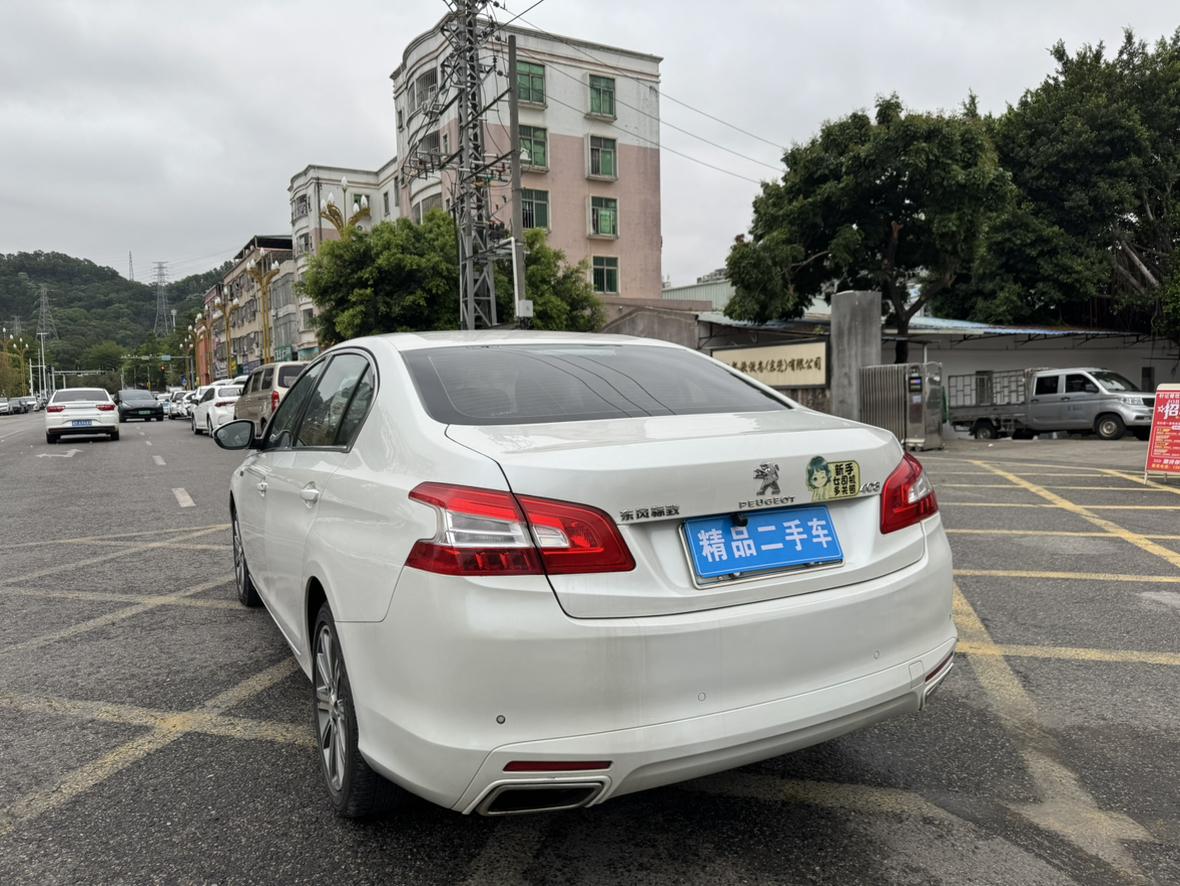 Peugeot 408 2016 thumb 2