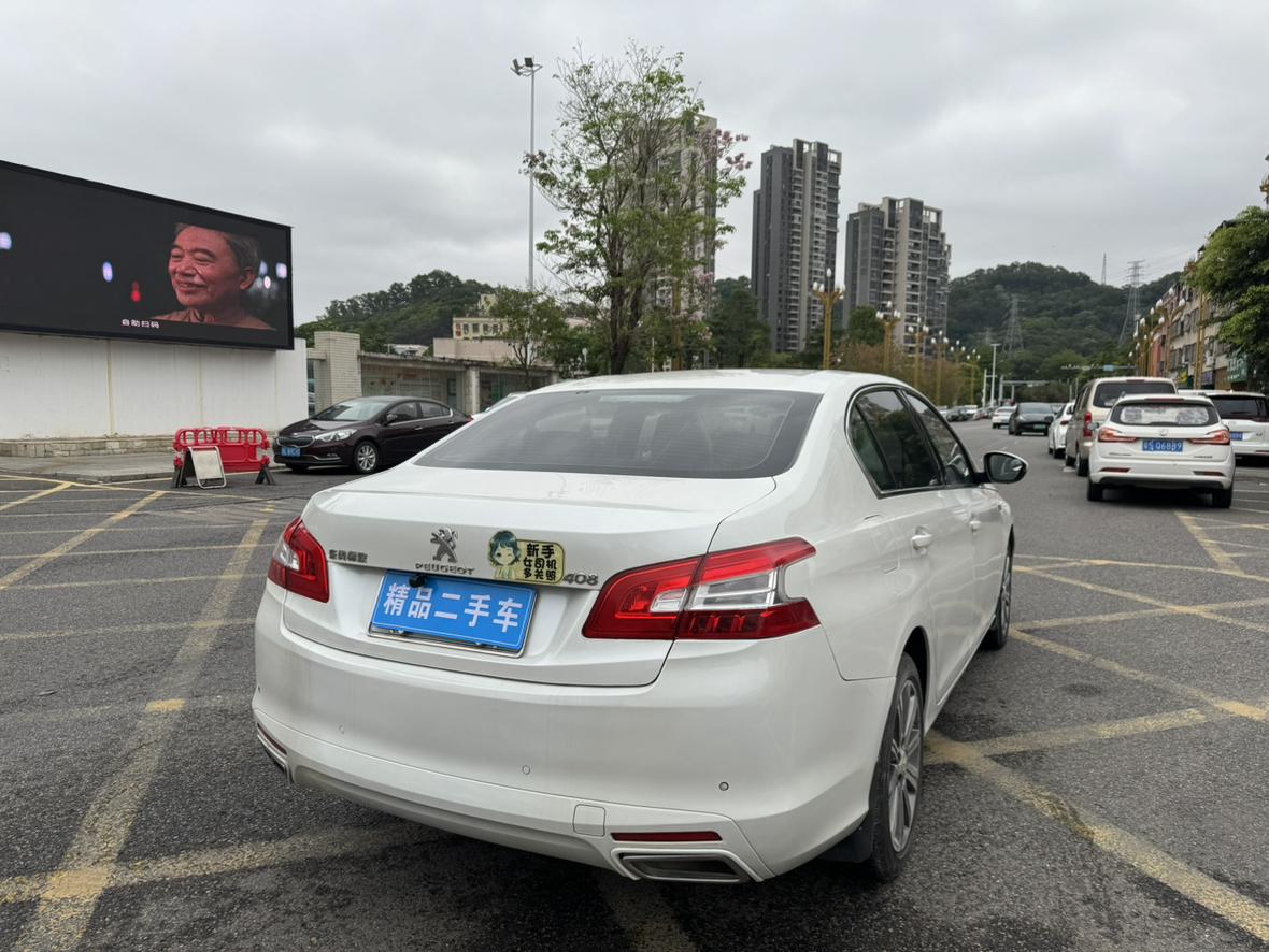Peugeot 408 2016 thumb 4