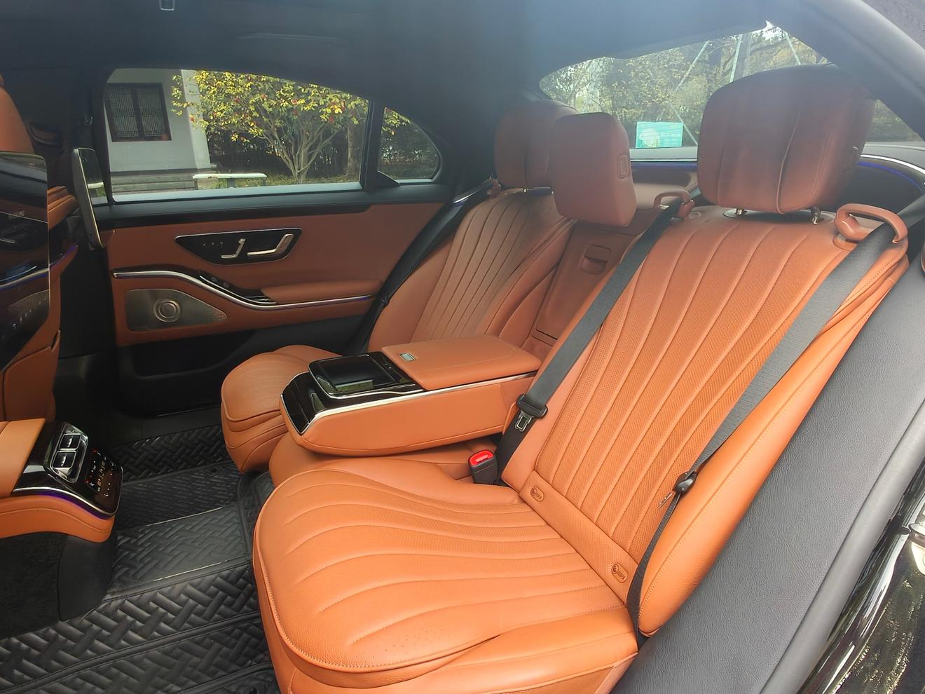 Mercedes-Benz S-Class 2023 thumb 11