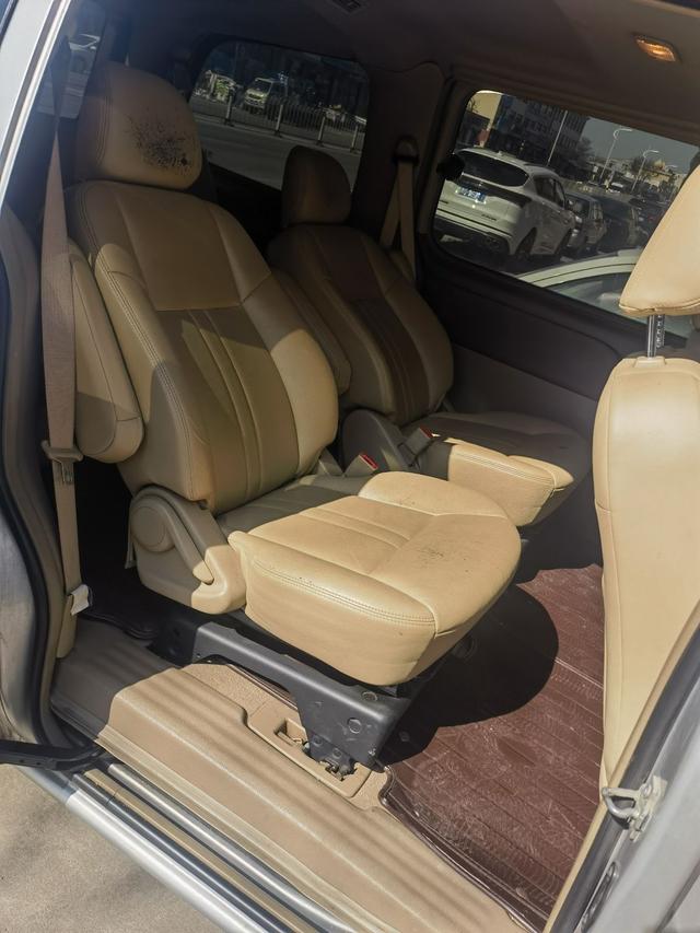 Buick GL8 2014 thumb 10