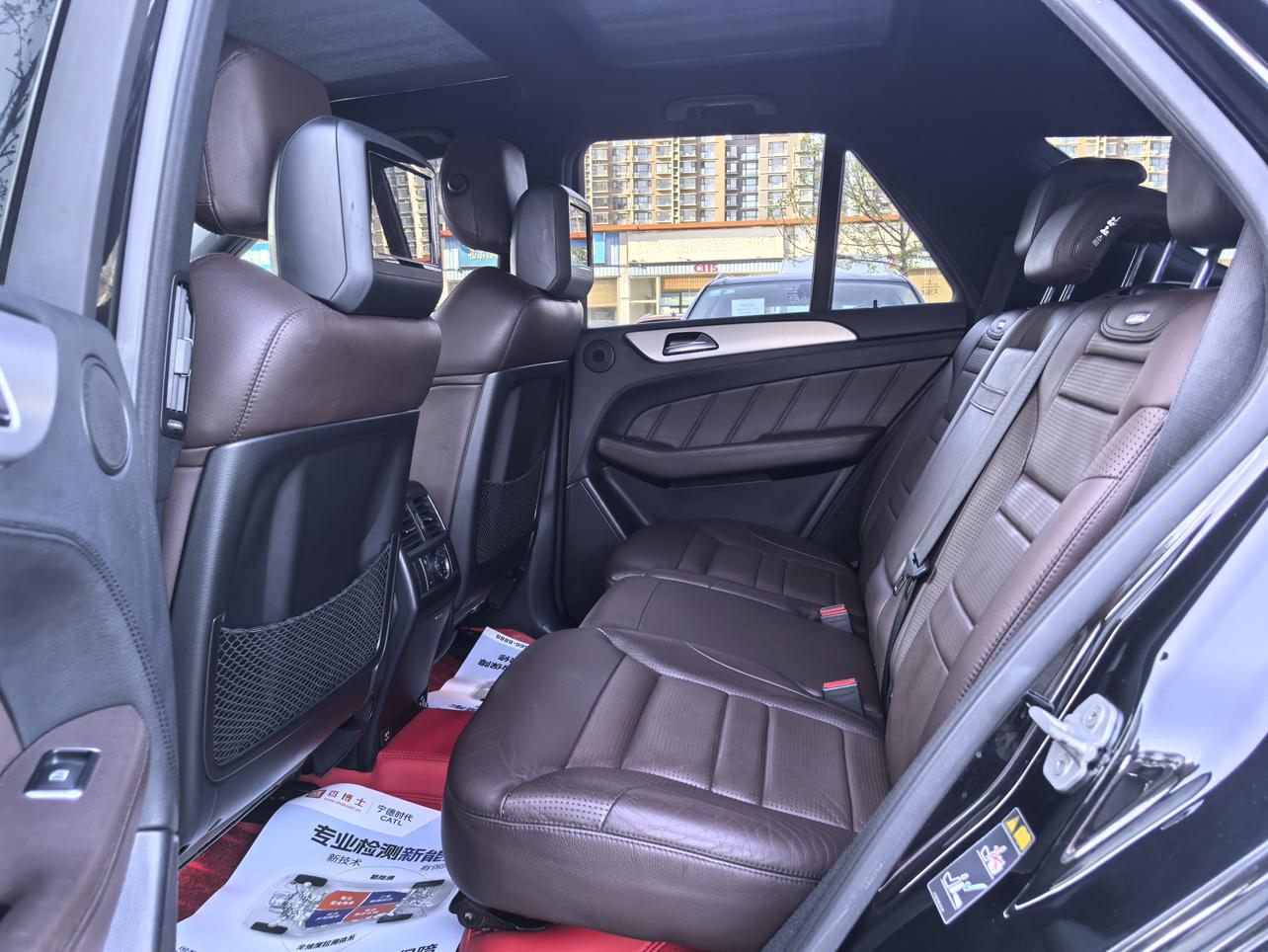 Mercedes-Benz M-Класс 2012 thumb 7