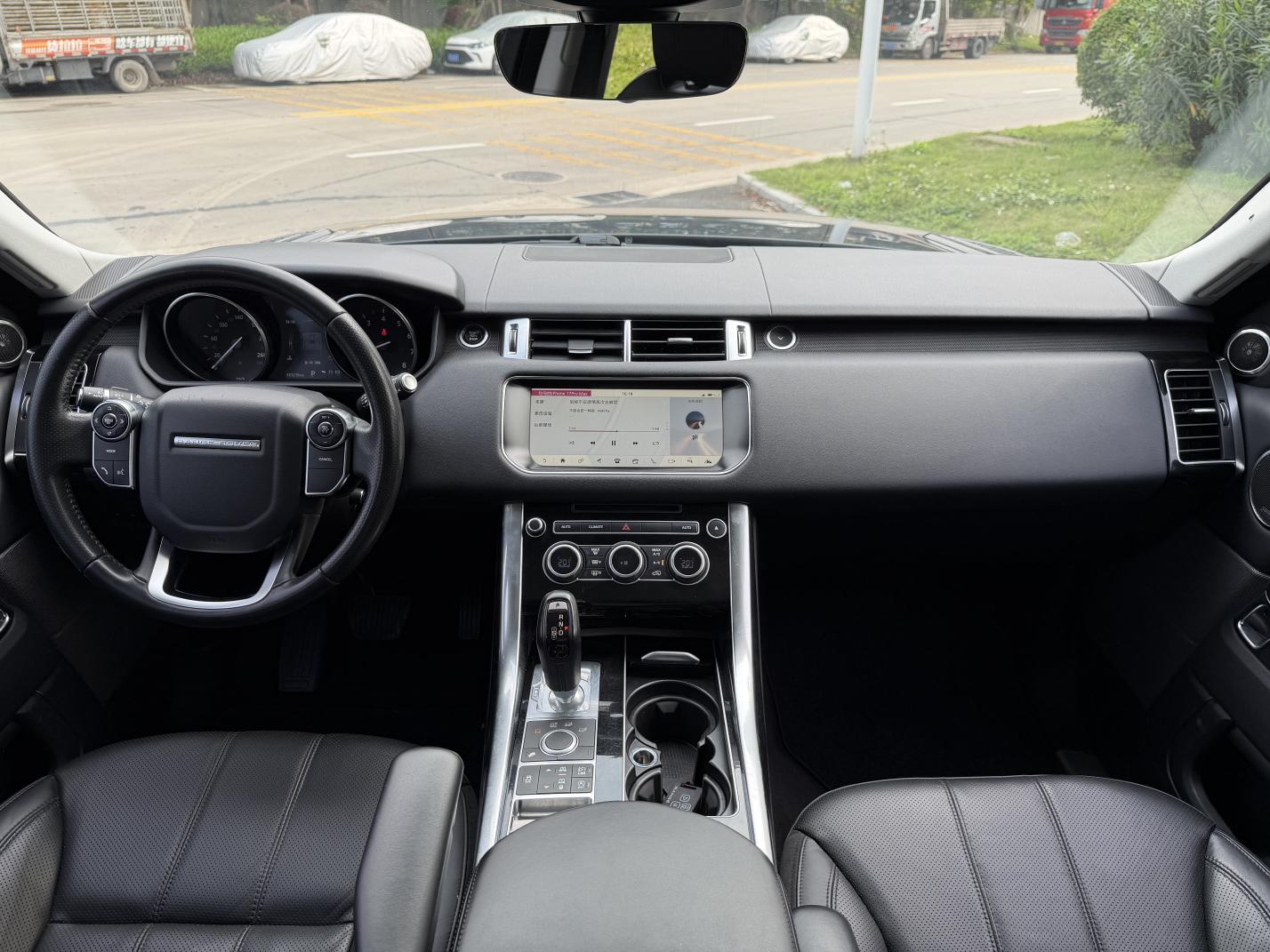 Land Rover Range Rover Sport 2017 thumb 5