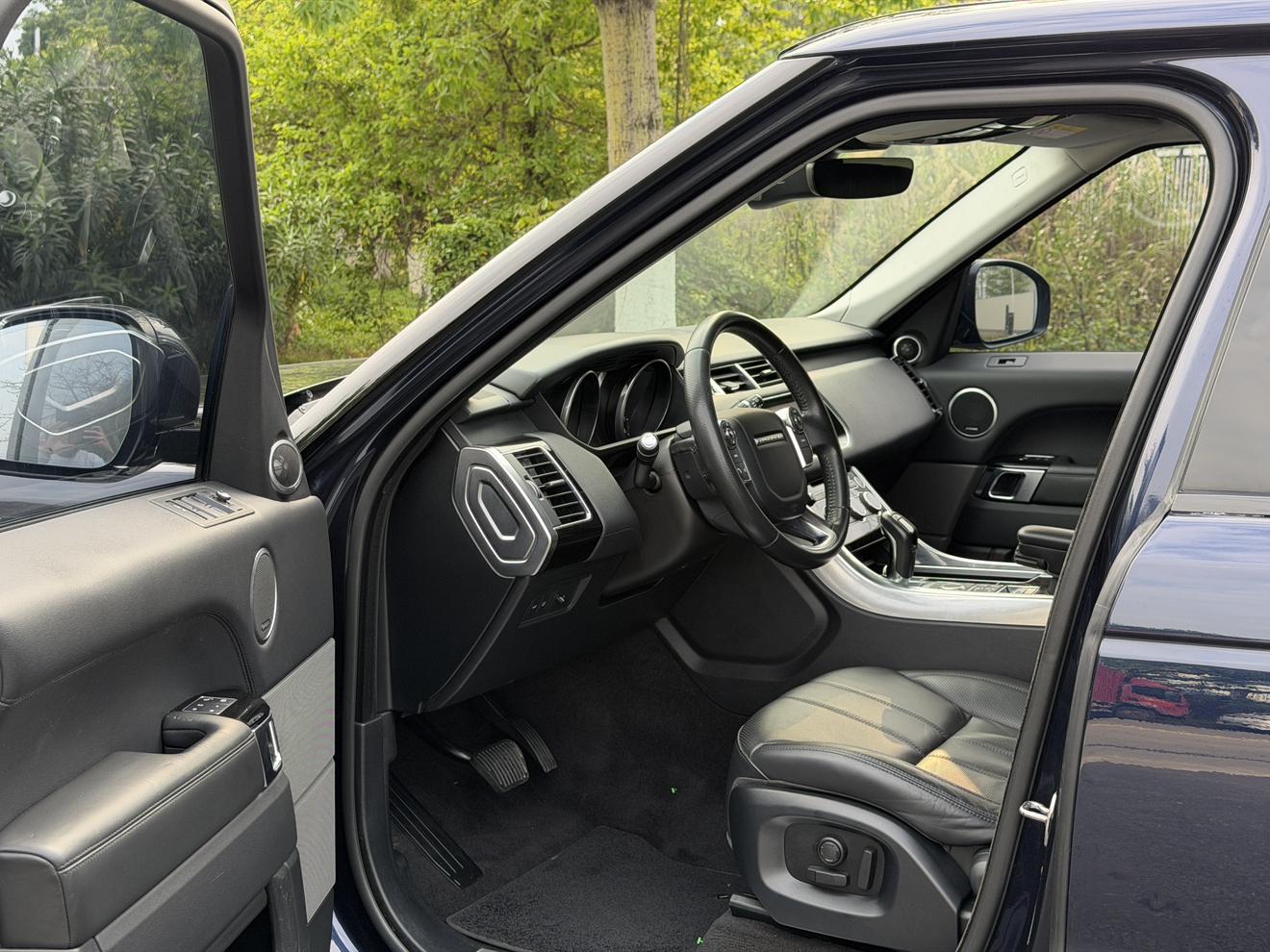 Land Rover Range Rover Sport 2017 thumb 6