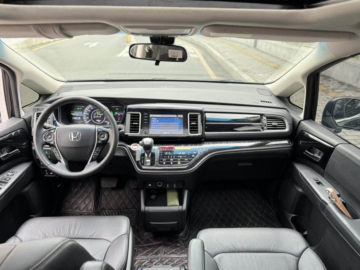 Honda Elysion 2019 thumb 11