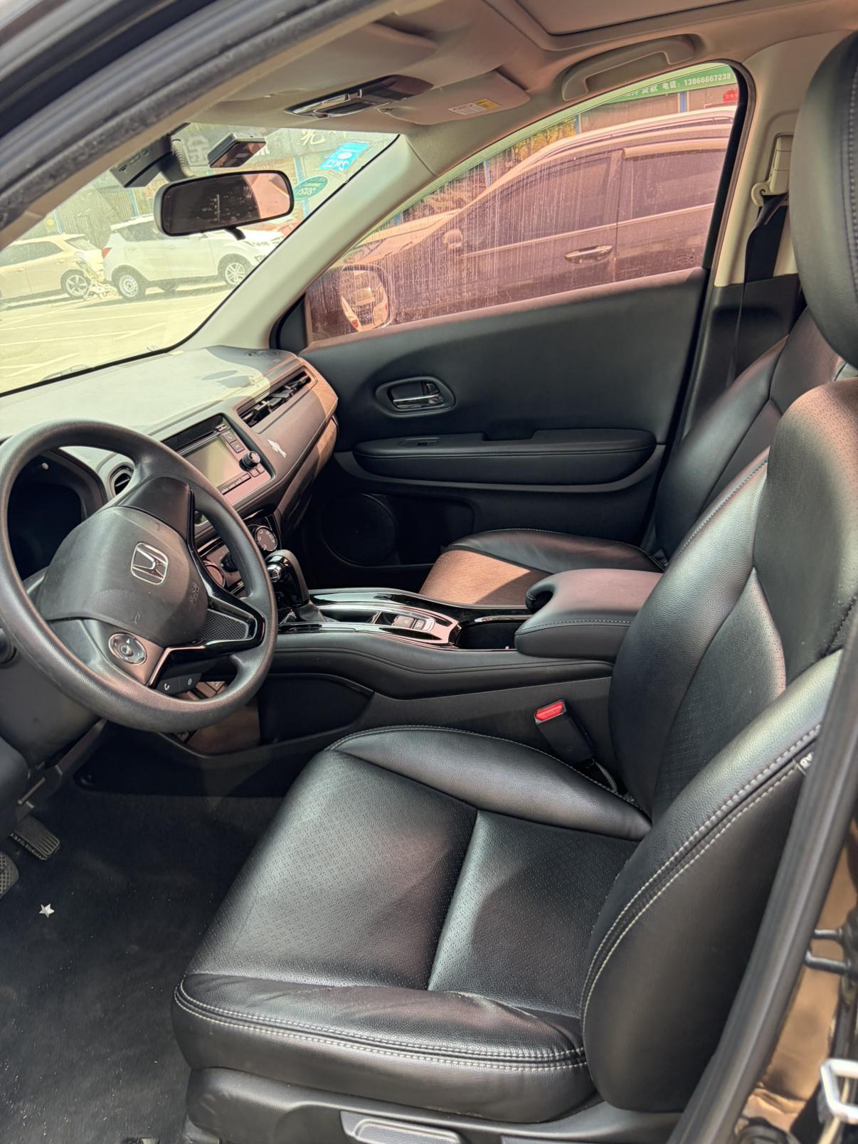 Honda Vezel 2017 thumb 6