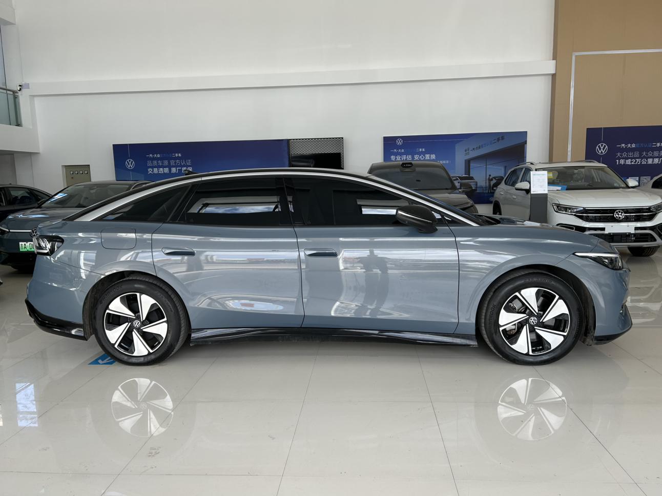 Volkswagen ID.7 2024 thumb 3