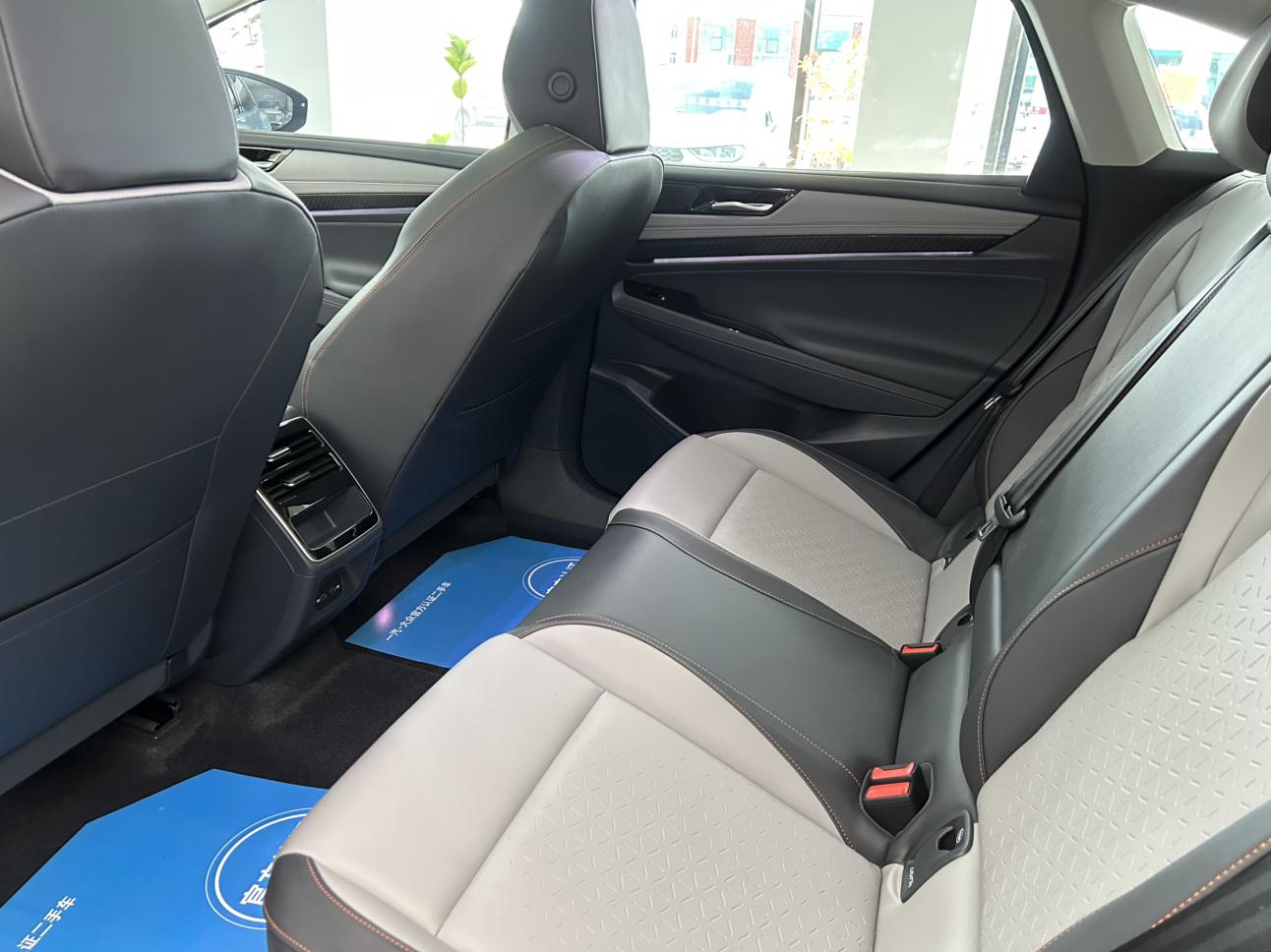 Volkswagen ID.7 2024 thumb 9