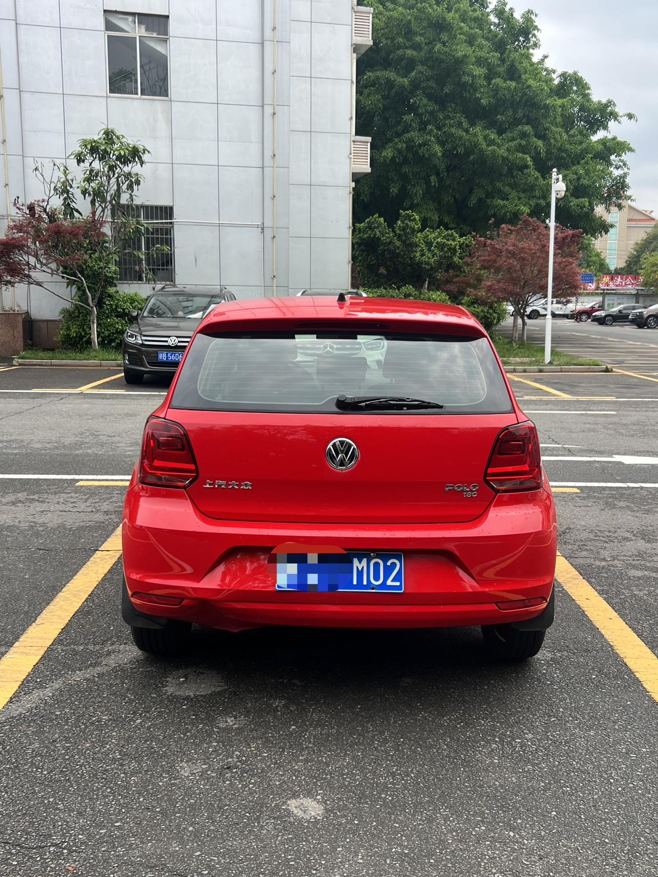 Volkswagen Polo 2018 thumb 2