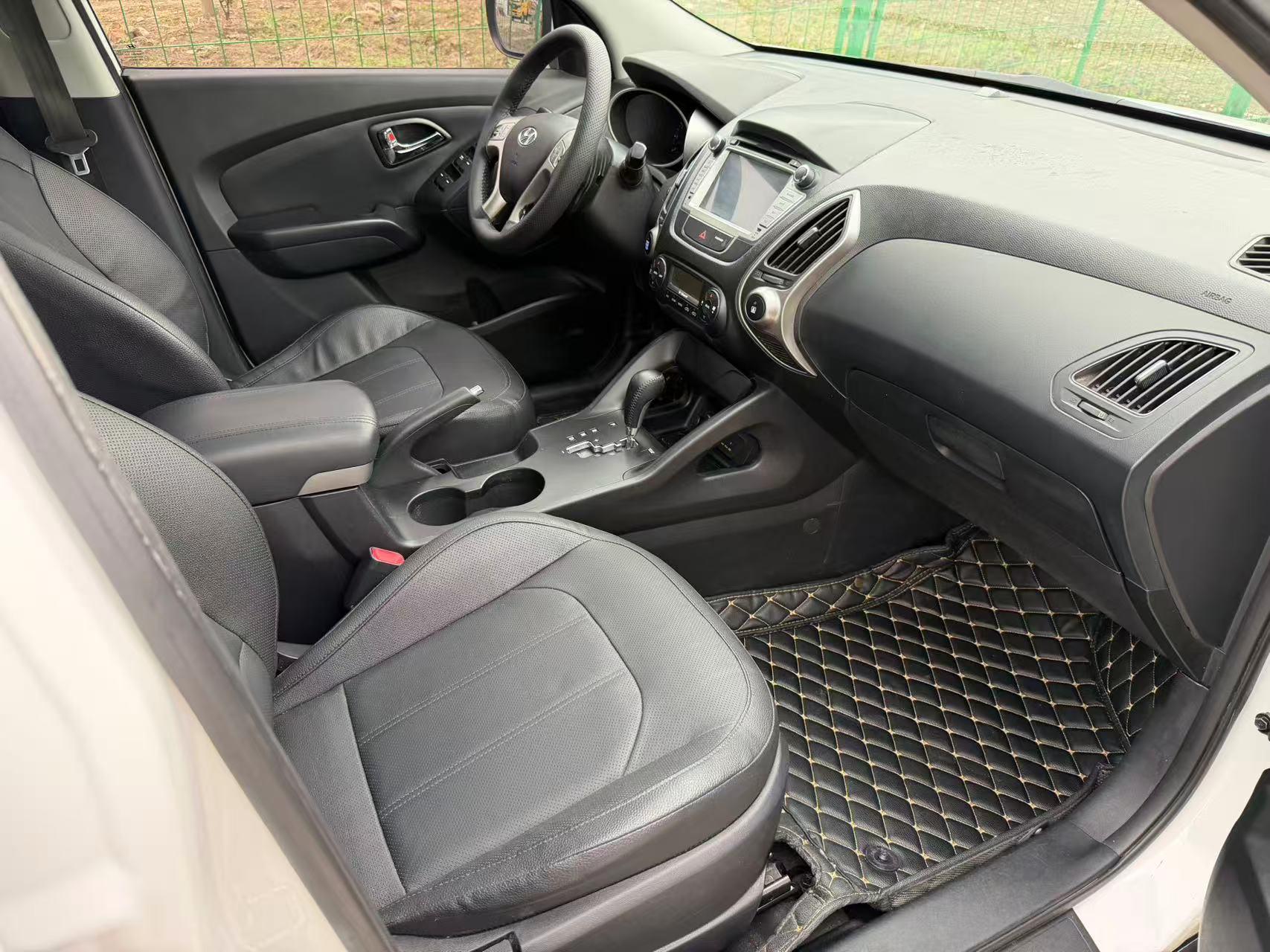 Hyundai ix35 2013 thumb 6