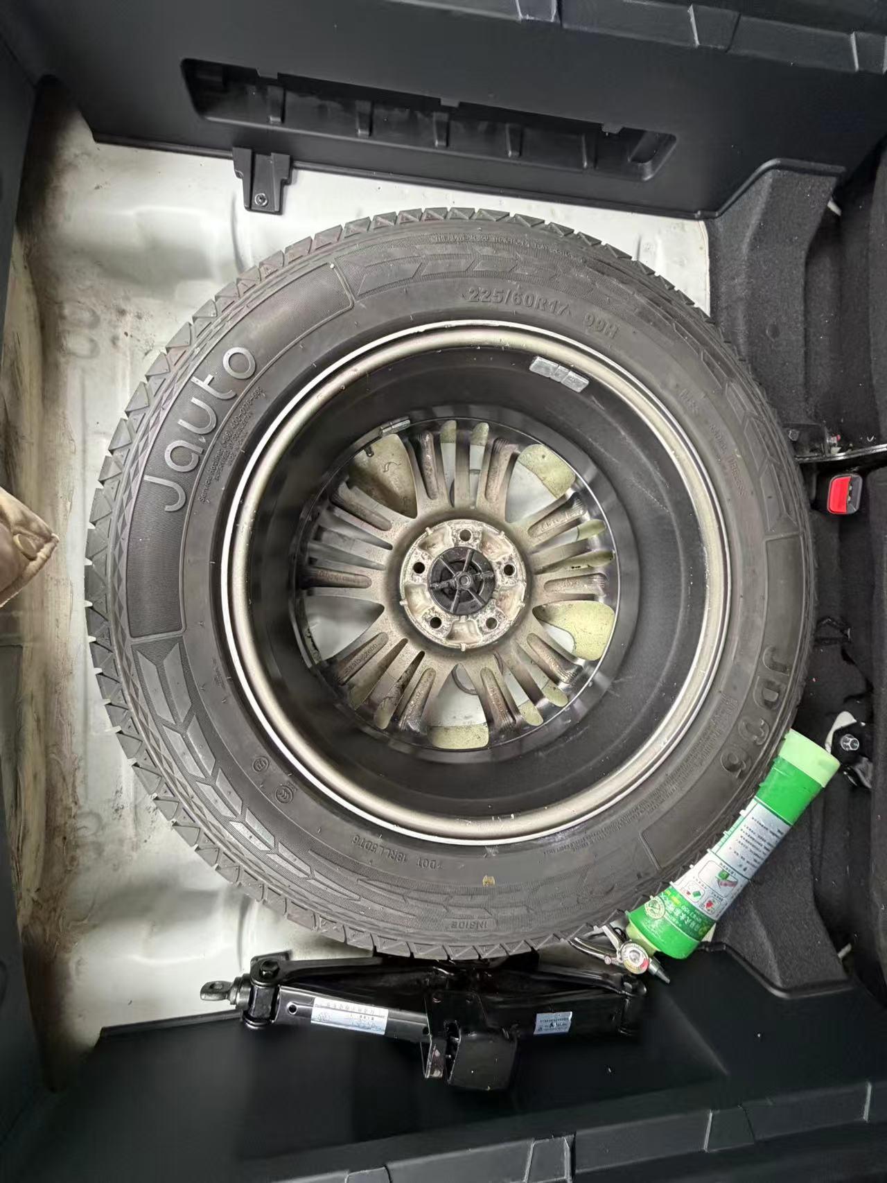 Hyundai ix35 2013 thumb 8